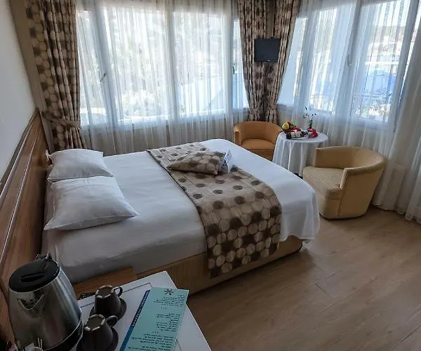 蛤蜊别墅酒店 酒店 Çeşme